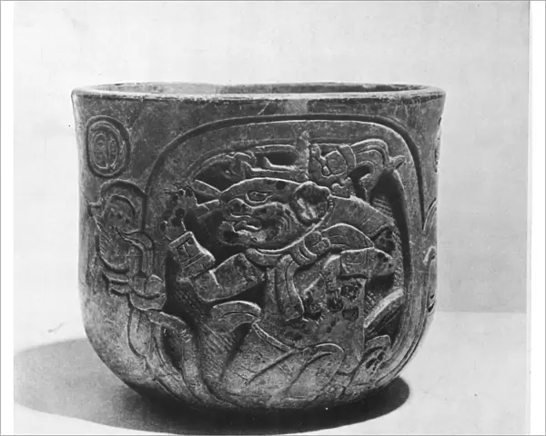 Mayan Pottery With Engraved Jaguar