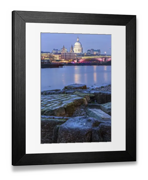 Framed Print : London shore line