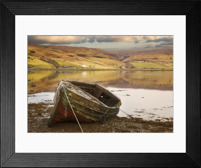 Framed Print : Clear Waters Framed Print : Clear Waters