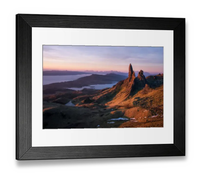 Framed Print : The Old Man of Storr in Isle of Skye Framed Print : The Old Man of Storr in Isle of Skye