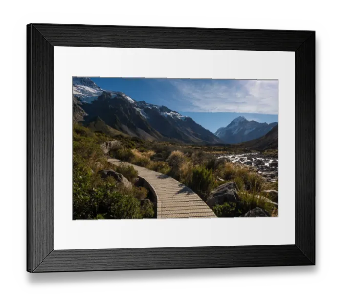 Framed Print : The Hooker valley track, Aoraki / Mount Cook National Park Framed Print : The Hooker valley track, Aoraki / Mount Cook National Park