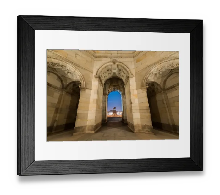 Framed Print : Statue of King Johann from Zwinger frame Framed Print : Statue of King Johann from Zwinger frame