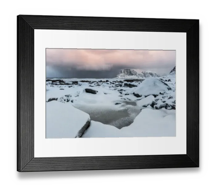 Framed Print : Uttakleiv Beach, Lofoten, Norway Framed Print : Uttakleiv Beach, Lofoten, Norway