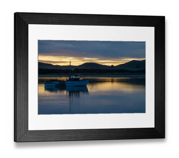 Framed Print : Small lake in Waikawa Framed Print : Small lake in Waikawa