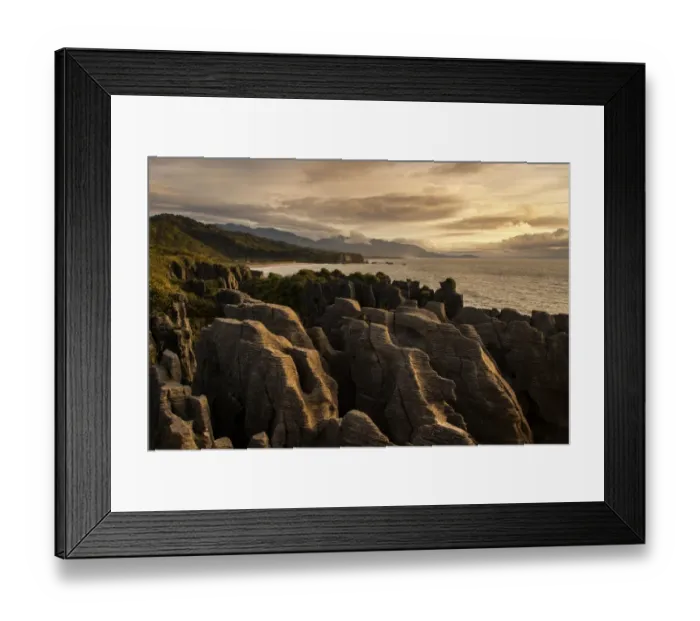 Framed Print : Pancake Rocks in the Paparoa National Park Framed Print : Pancake Rocks in the Paparoa National Park