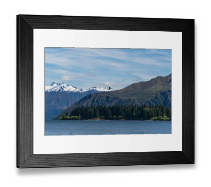 Framed Print : Lake Wanaka, Otago, New Zealand Framed Print : Lake Wanaka, Otago, New Zealand