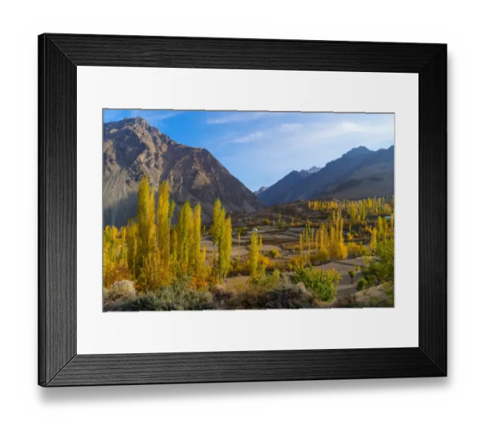 Framed Print : The landscape of Karakoram Highway, Pakistan Framed Print : The landscape of Karakoram Highway, Pakistan