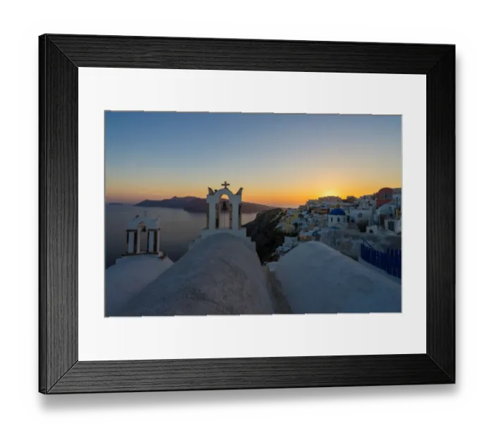Framed Print : Village of Oia at sunset, Santorini, Greece Framed Print : Village of Oia at sunset, Santorini, Greece