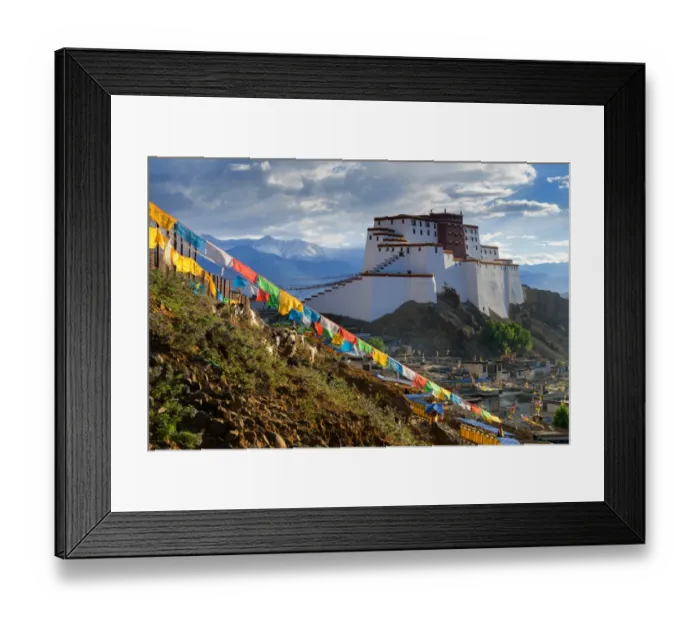 Framed Print : Shigatse Dzong, Tibet, China Framed Print : Shigatse Dzong, Tibet, China