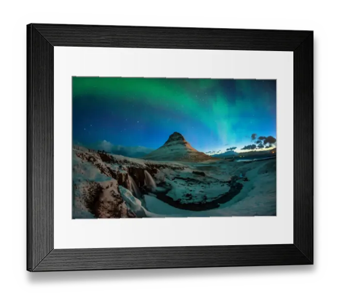 Framed Print : Kirkjufell with northern light, Iceland