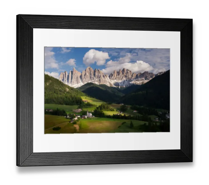 Framed Print : The Odle in Funes Valley Framed Print : The Odle in Funes Valley
