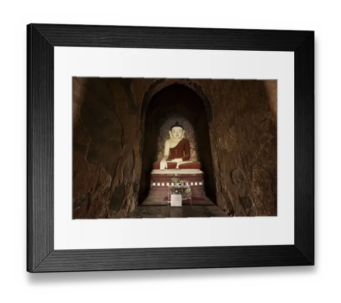 Framed Print : Buddha statue in the chapel of Bagan pagoda Framed Print : Buddha statue in the chapel of Bagan pagoda