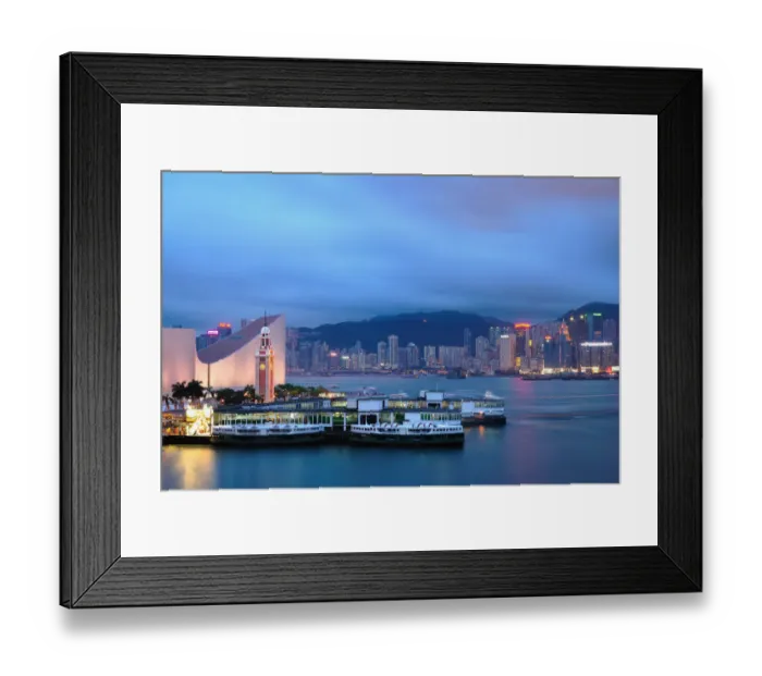 Framed Print : Victoria Harbour, Hong Kong Framed Print : Victoria Harbour, Hong Kong