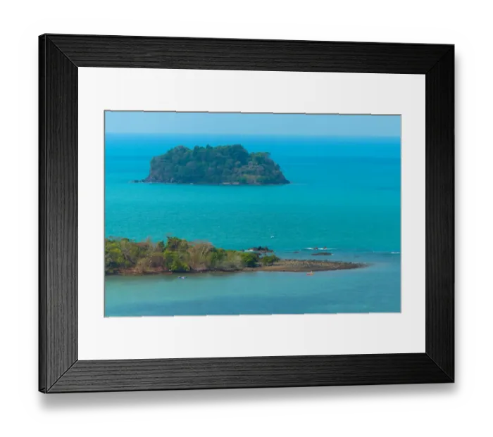 Framed Print : The small island are beside Koh Chang, Thailand Framed Print : The small island are beside Koh Chang, Thailand