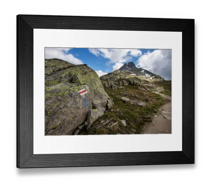 Framed Print : Bettmerhorn Variante trekking route