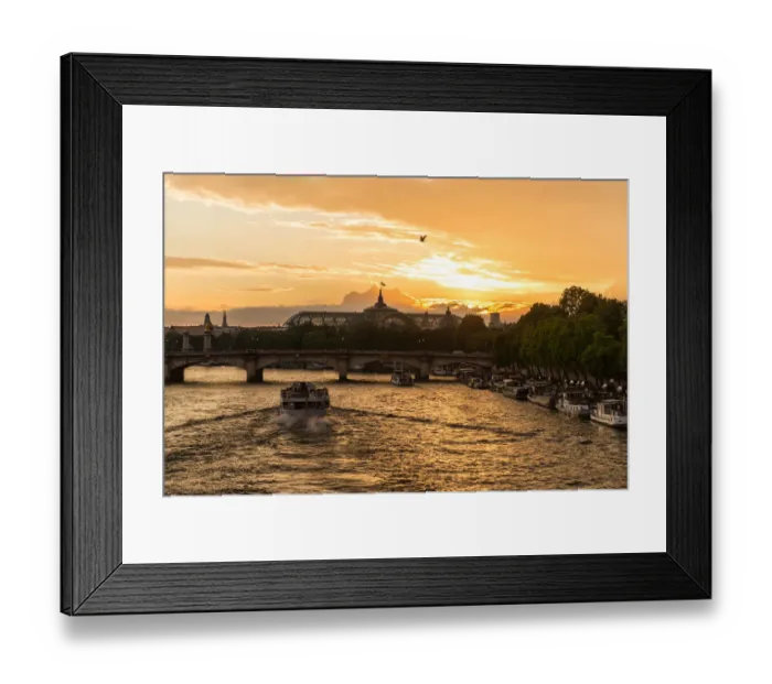 Framed Print : Seine river sightseeing cruise with sunset Framed Print : Seine river sightseeing cruise with sunset