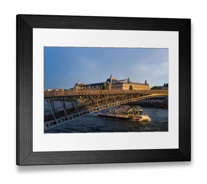 Framed Print : Seine river sightseeing cruise Framed Print : Seine river sightseeing cruise