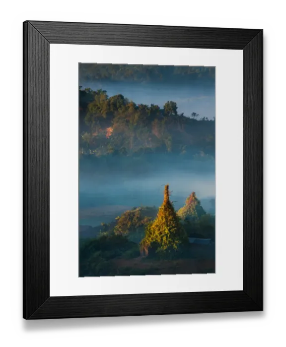 Framed Print : Mrauk-U old ruins with foggy morning Framed Print : Mrauk-U old ruins with foggy morning
