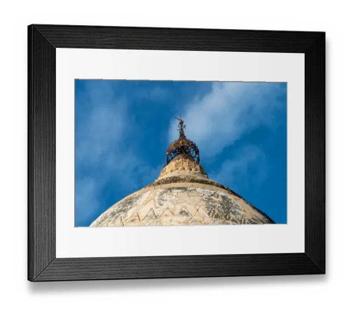 Framed Print : Shwesandaw Pagoda in Bagan, Myanmar Framed Print : Shwesandaw Pagoda in Bagan, Myanmar