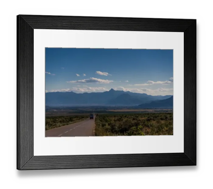 Framed Print : The rural road in Lijiang, Yunnan, China Framed Print : The rural road in Lijiang, Yunnan, China
