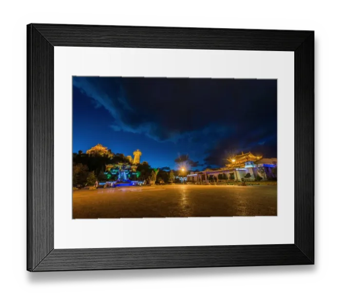 Framed Print : Giant prayer wheel temple in Shangri-La old town Framed Print : Giant prayer wheel temple in Shangri-La old town