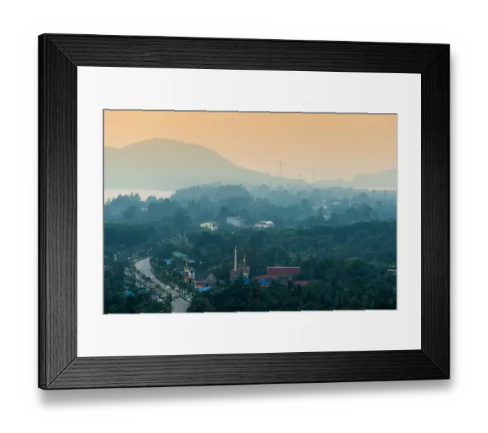 Framed Print : Chalerm Burapa Chollathit Road Framed Print : Chalerm Burapa Chollathit Road
