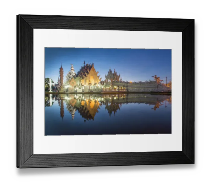 Framed Print : White temple after the earthquake (Wat Rong Khun) Framed Print : White temple after the earthquake (Wat Rong Khun)