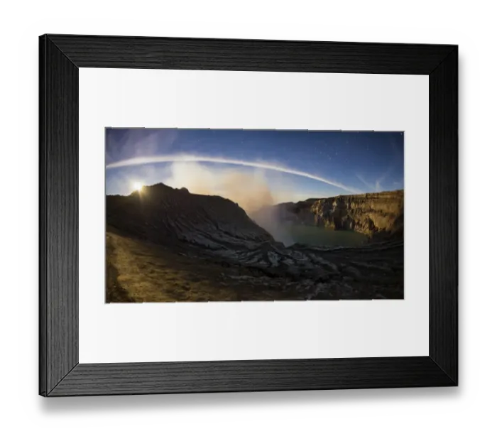Framed Print : Volcanic crater (Kawah Ijen) Framed Print : Volcanic crater (Kawah Ijen)