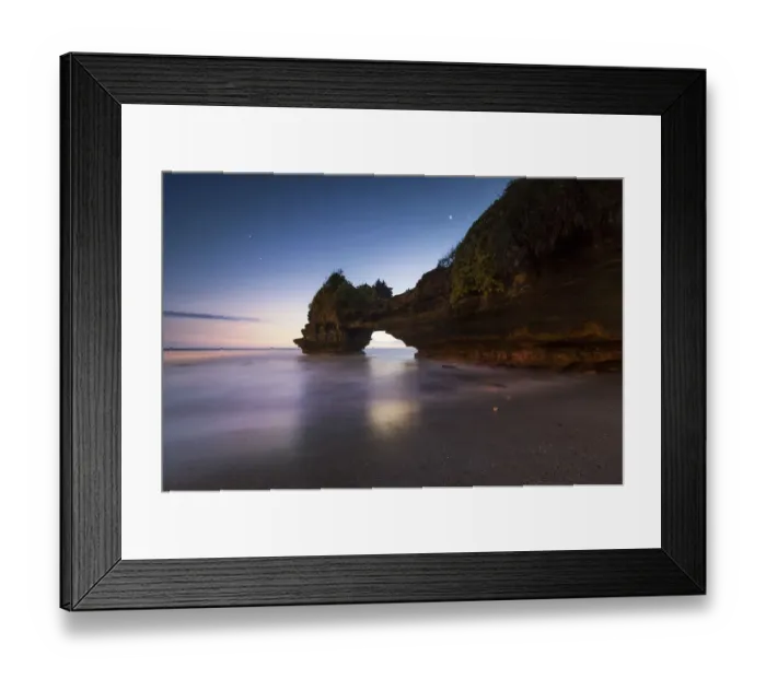 Framed Print : Batu Bolomg Framed Print : Batu Bolomg