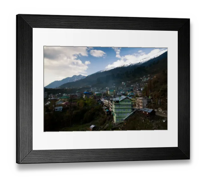 Framed Print : Lachung village in morning Framed Print : Lachung village in morning