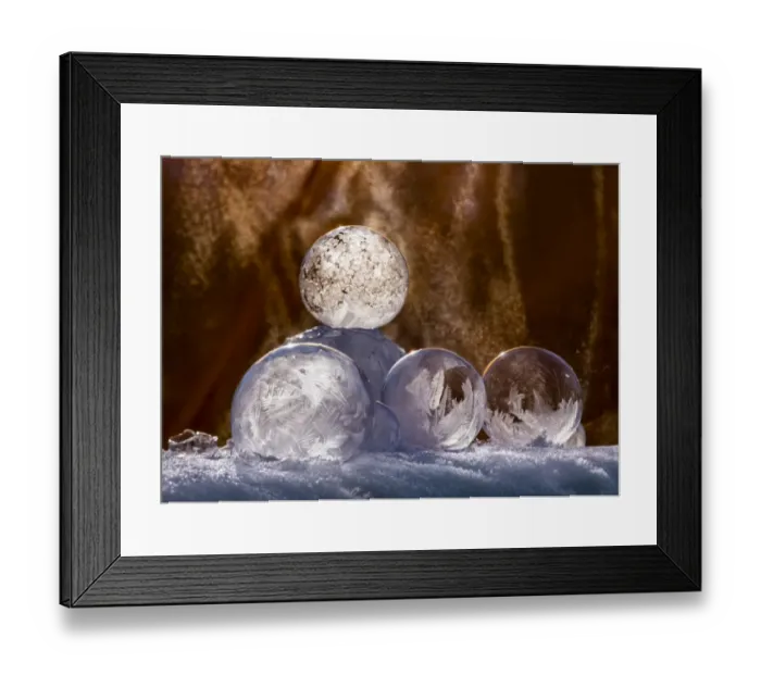 Framed Print : Frozen Bubble family Framed Print : Frozen Bubble family