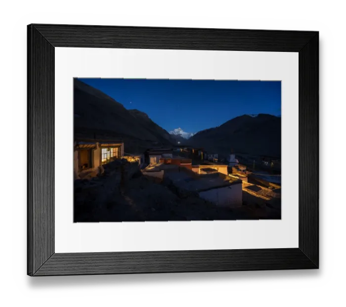 Framed Print : Everest Peak from Rongbuk Village, Tibet, China Framed Print : Everest Peak from Rongbuk Village, Tibet, China