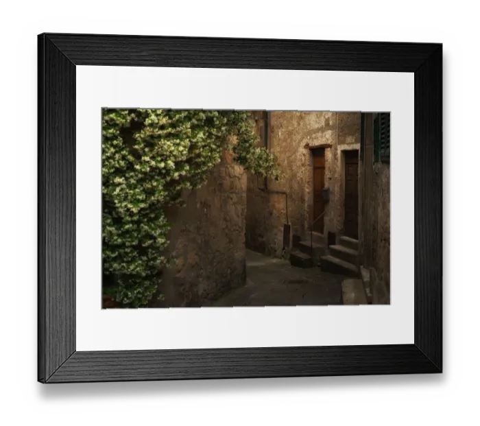 Framed Print : Solano, Italy Framed Print : Solano, Italy