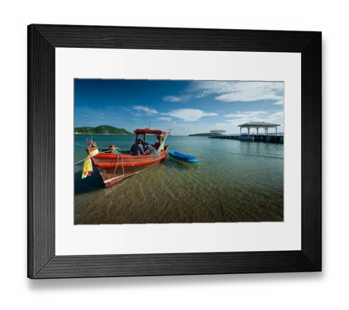 Framed Print : Fishing boat and the white pavilion of Koh Sichang Framed Print : Fishing boat and the white pavilion of Koh Sichang