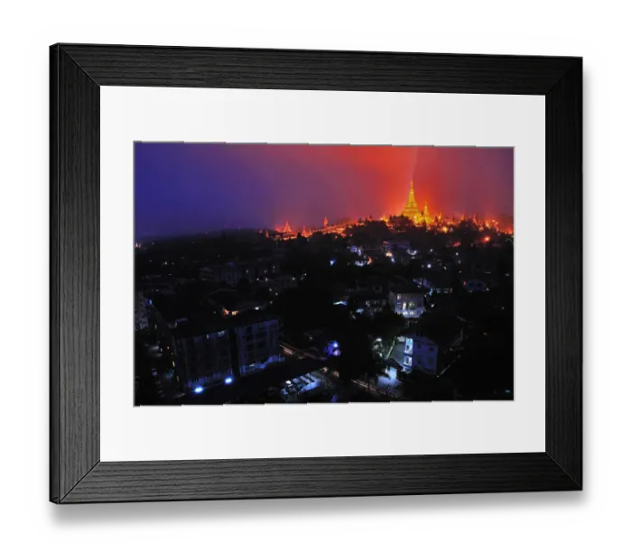 Framed Print : Shwedagon Pagoda