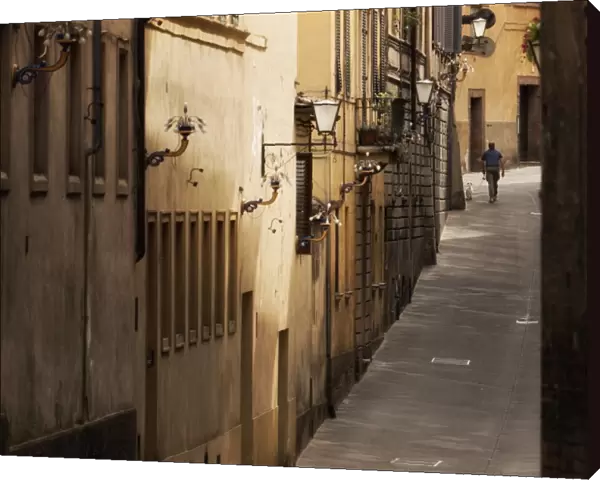 Little Alley in Siena, Italy