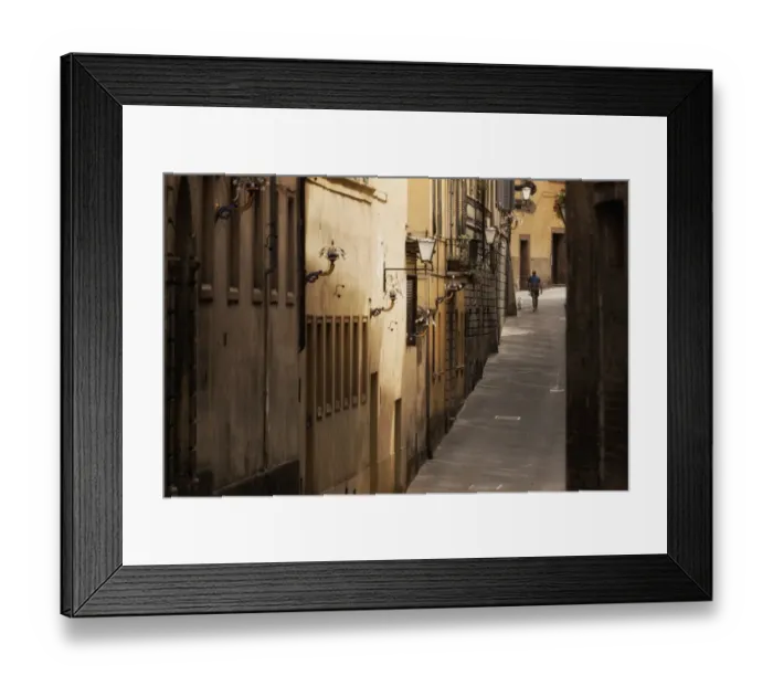 Framed Print : Little Alley in Siena, Italy Framed Print : Little Alley in Siena, Italy
