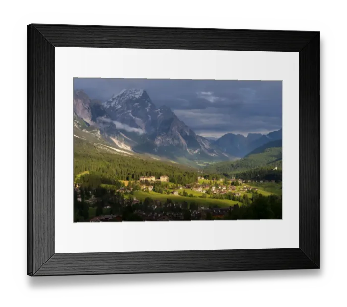 Framed Print : Cortina d Ampezzo, Italy Framed Print : Cortina d Ampezzo, Italy