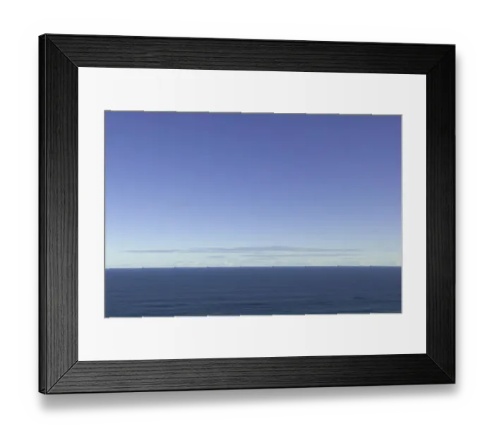 Framed Print : Calm sea and clear sky, South Pacific, Australia Framed Print : Calm sea and clear sky, South Pacific, Australia