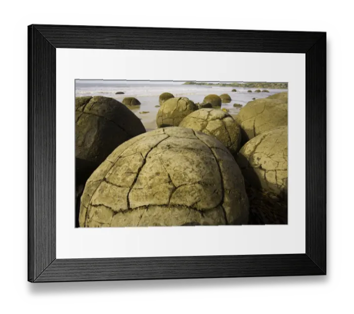 Framed Print : New Zealand, South Island, Otago, Moeraki Boulders on beach Framed Print : New Zealand, South Island, Otago, Moeraki Boulders on beach