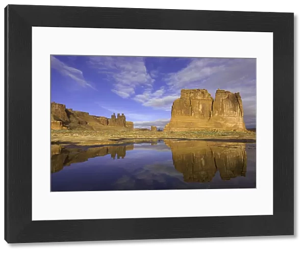 USA, Utah, Arches National Park, Courthouse Towers and pond, autumn