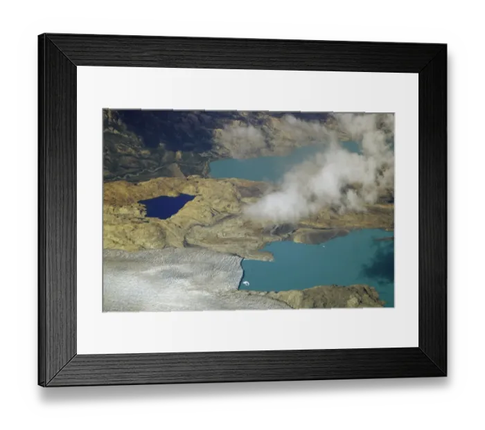 Framed Print : glacier, lakes, Patagonia, Argentina Framed Print : glacier, lakes, Patagonia, Argentina