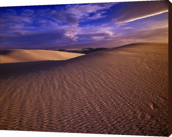 USA, New Mexico, sand dunes textured by winds