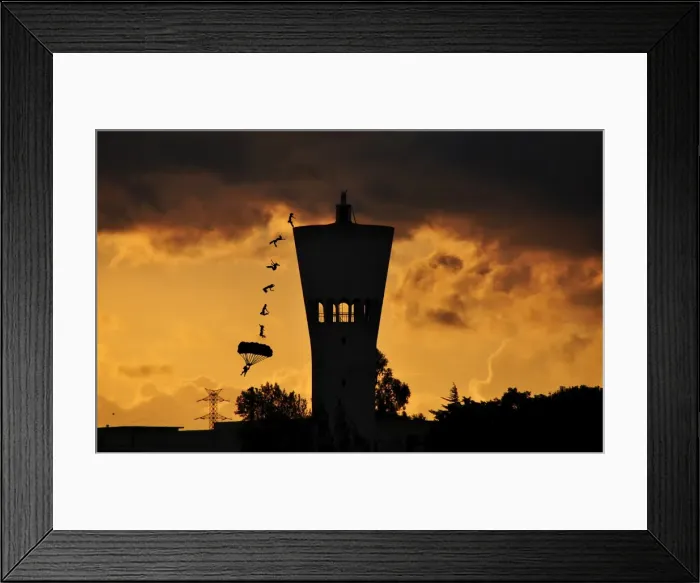 Framed Print : Parachute sequence Framed Print : Parachute sequence