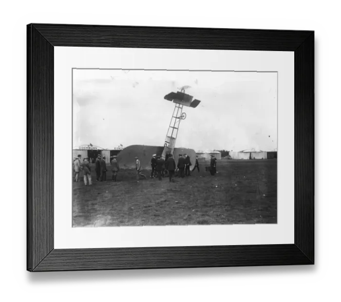 Framed Print : Heavy Landing Framed Print : Heavy Landing
