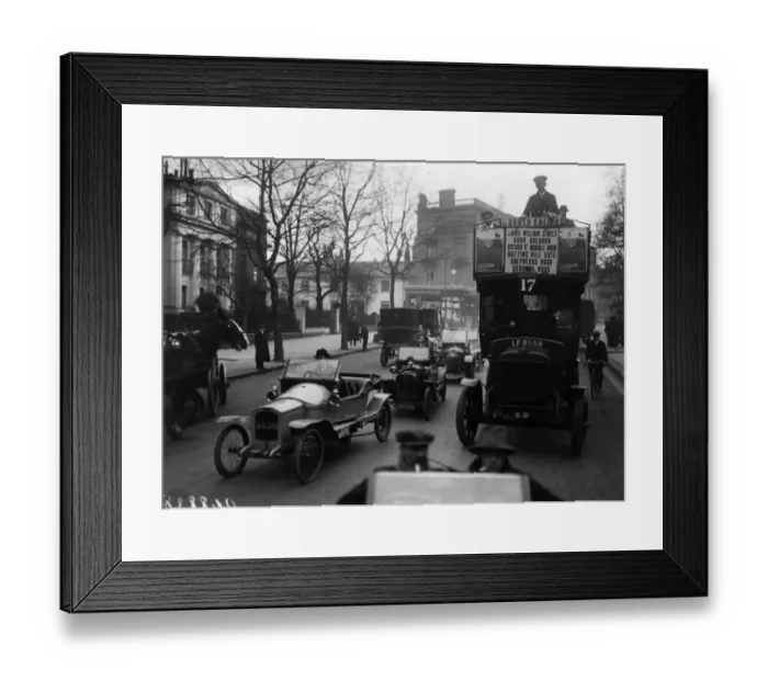 Framed Print : Cycle Car. A demonstration of a cycle car, left, in London Framed Print : Cycle Car. A demonstration of a cycle car, left, in London