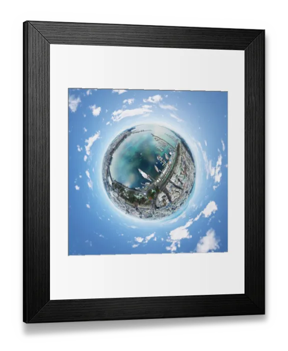 Framed Print : 360 Winter View of Lake Geneva, Switzerland