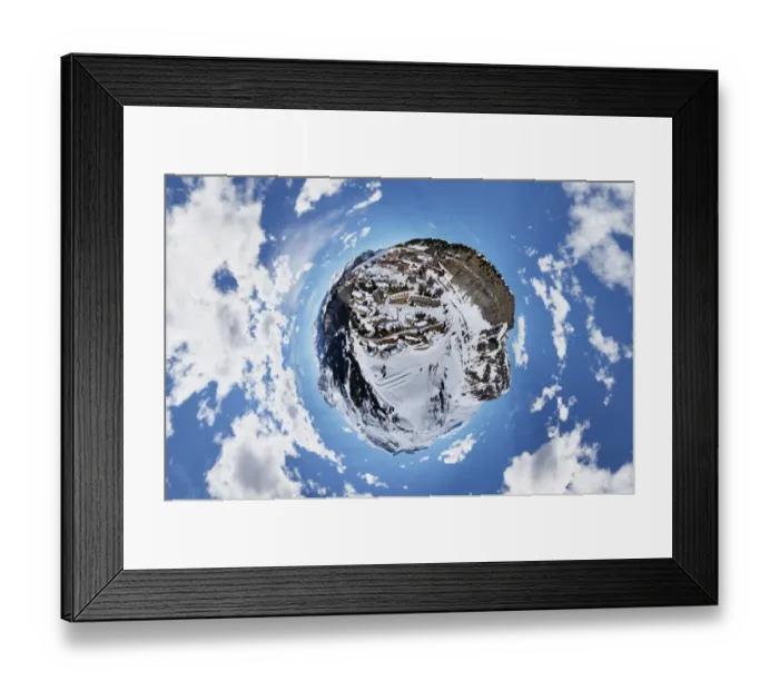 Framed Print : Avoriaz, France Framed Print : Avoriaz, France