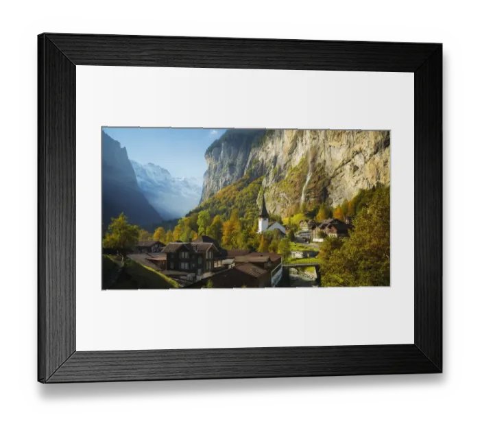 Framed Print : Lauterbrunnen Valley Framed Print : Lauterbrunnen Valley