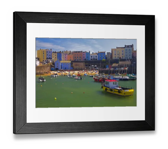 Framed Print : Tenby, Pembrokeshire, Wales, United Kingdom Framed Print : Tenby, Pembrokeshire, Wales, United Kingdom